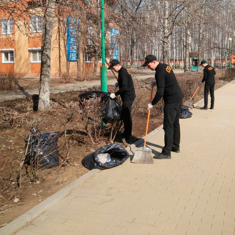 Уборка территории  в Артёмовске